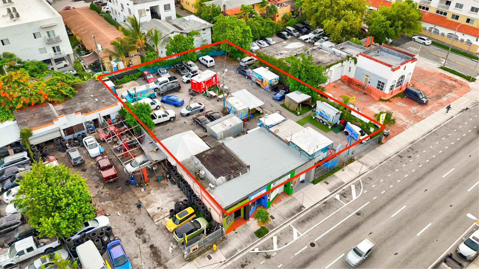 Commercial Retail / Mixed-Use Property for Sale — Retail / Mixed-Use Investment at 1523–1527 W Flagler St, Miami, FL (photo 2 of 9)
