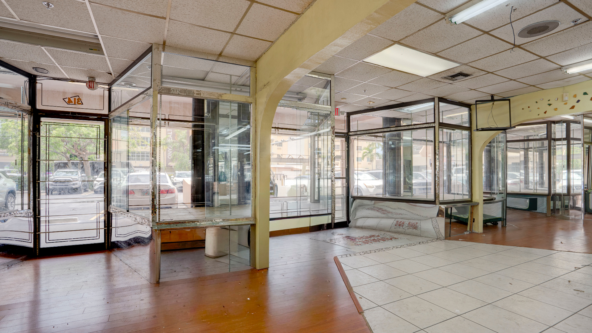 Retail Space for Lease — Retail Space at 314-318 SW 12th Ave, Miami, FL (photo 4 of 4)